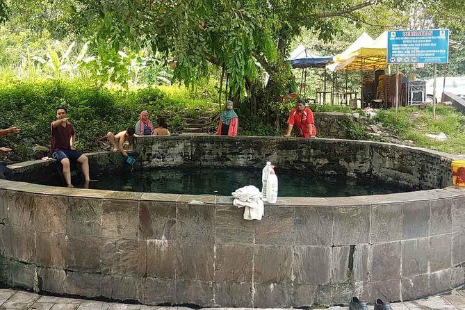 Batu Caves,Waterfalls and Hot Springs Tour With Lunch - A Deep Dive into the 6-Hour Adventure