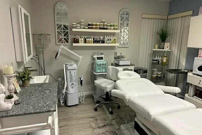 Be Well Signature Massage | 60 Min. - A Deep Dive into the Be Well Signature Massage