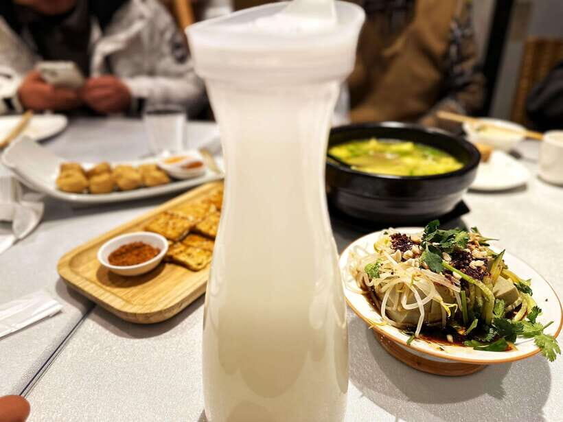 Beijing Hutong Food Crawl Delights: Peking duck, Hotpot&More - Peking Duck: The Crown Jewel of Beijing Cuisine