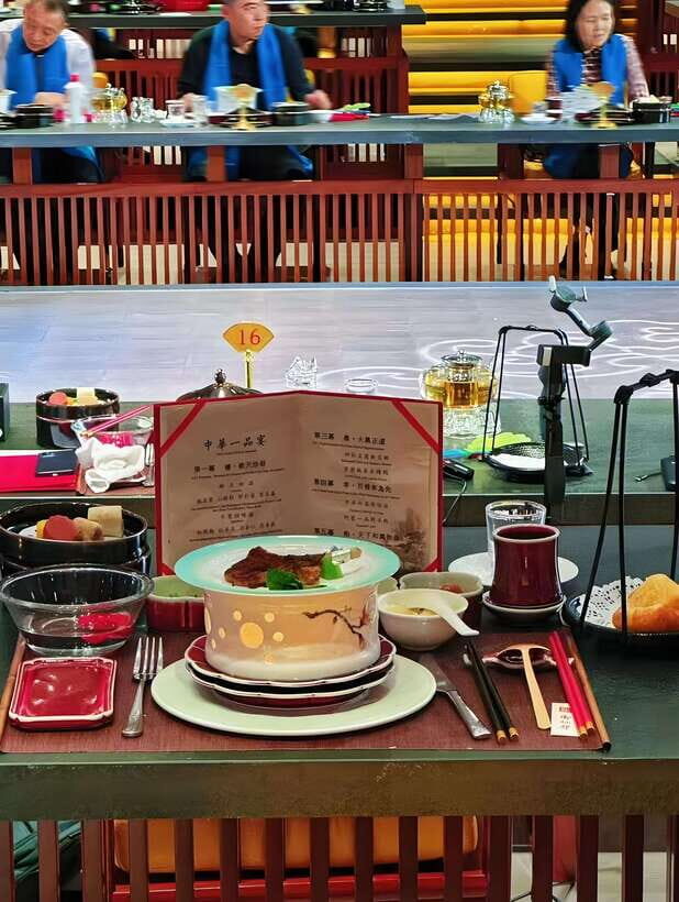 Beijing Royal Banquet with Chinese culture prefermance - In-Depth Review of the Beijing Royal Banquet Experience