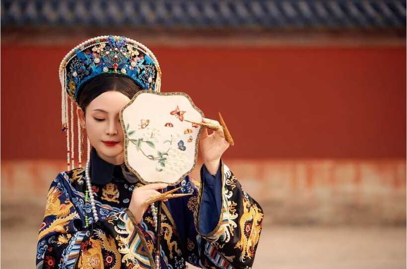 Beijing: Traditional Chinese Costume Makeover & Photo Shoot - Who Should Consider This?