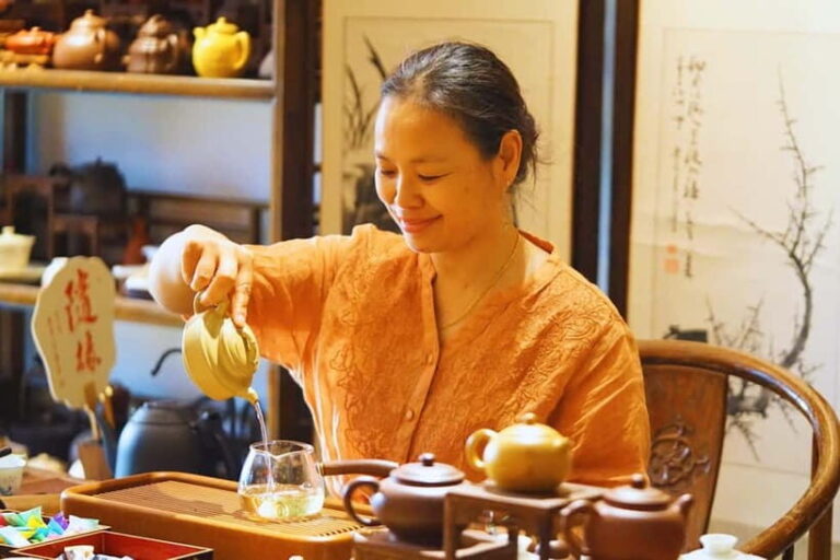 BeijingSummer Palace & Tea or Calligraphy Experience Tour - Choosing Your Afternoon Experience: Tea or Calligraphy