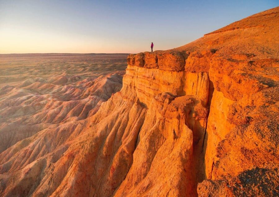 Best 6-Day Gobi Tour Discover Mongolia - A Deep Dive into the Gobi Experience