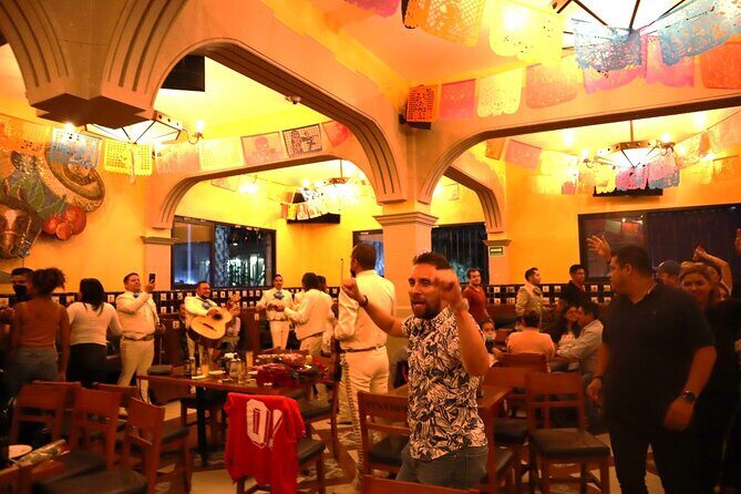 Best Bar Crawl at Downtown - What You Can Expect from the Tour