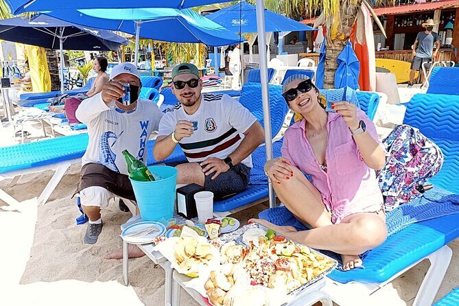 Best Cozumel Day Pass + 1 food 5 drinks San Francisco Beach Club - Food and Beverage Experience