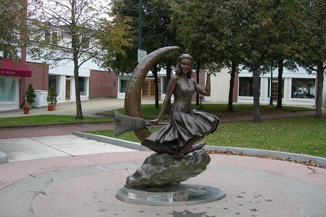 Best Hocus Pocus Movies & More Tour - A Deep Dive into the Tour Experience