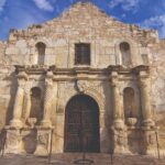 Best of San Antonio Small Group Tour with Boat + Tower + Alamo - Starting at the San Antonio River Walk