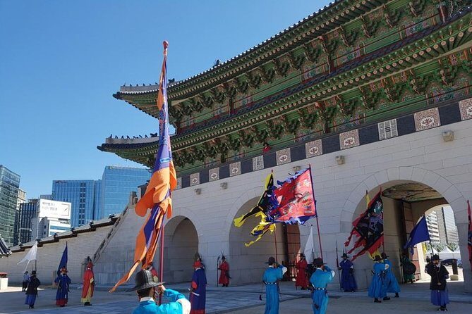 Best Walking Tour to Gyeongbok Palace n Bukchon with Expert - The Highlights from the Reviews