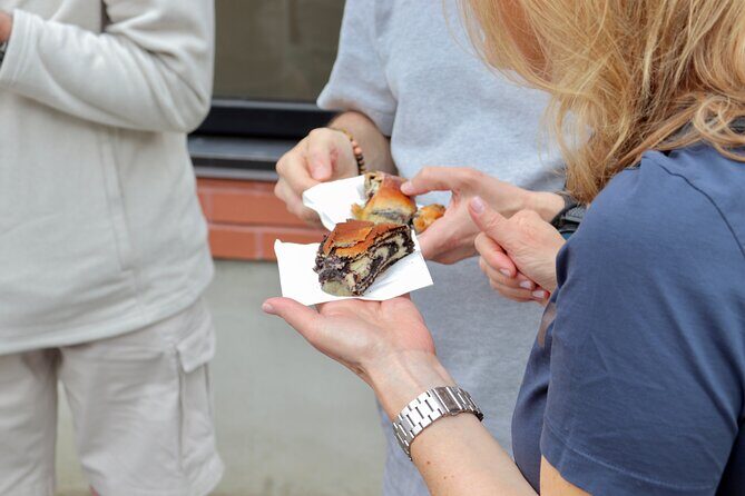 Beyond the Bagel: Montreal Jewish Food Walking Tour - Exploring Montreal’s Jewish Heritage Through Food
