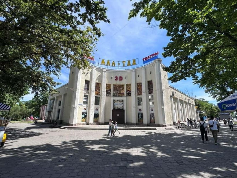 Bishkek : City Tour (History, Architects, Statues & Culture) - Key Points