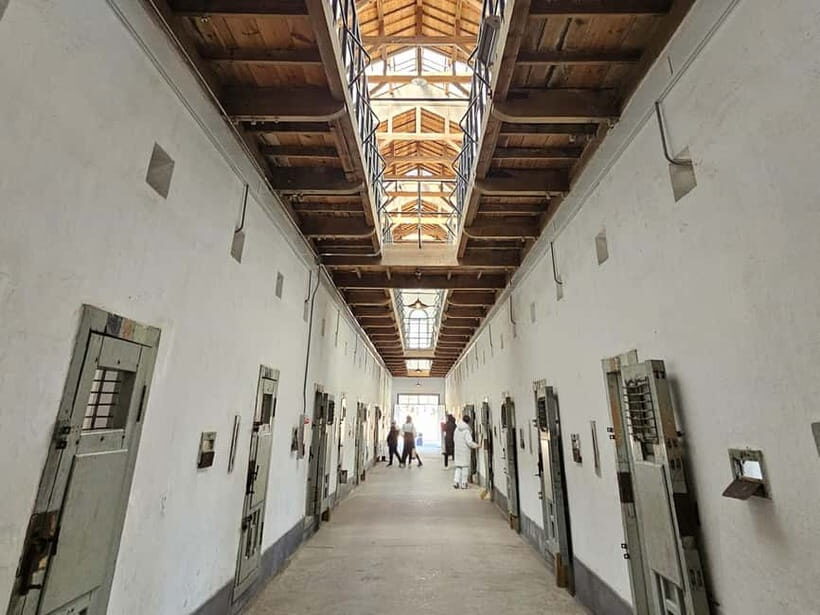 Blood & Tears: Korea Dark History Guided Walking Tour - A Closer Look at the Tour Experience