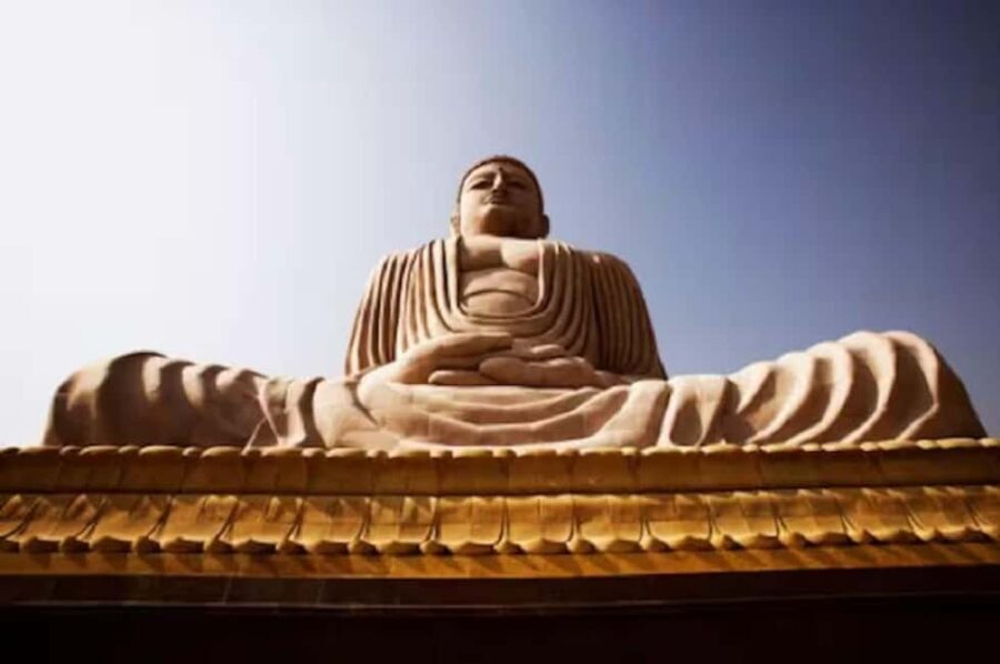 Bodhgaya: Buddhist Pilgrimage Temple & Monastery Day Tour