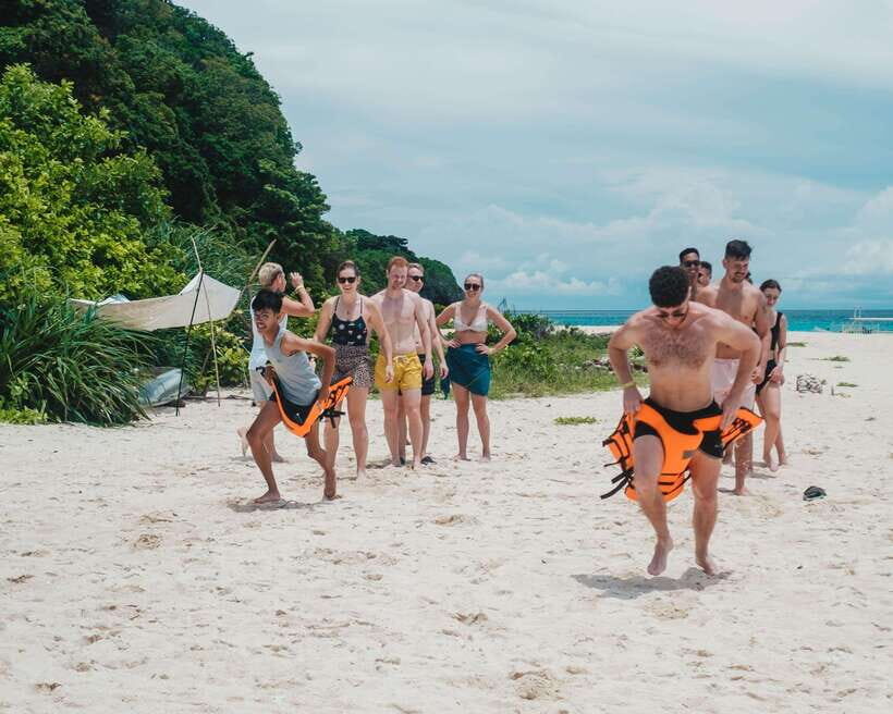 Boracay: Island Hopping & Cliff Jumping by Haqqy Life - In-Depth Review of Boracay Island Hopping & Cliff Jumping by Haqqy Life