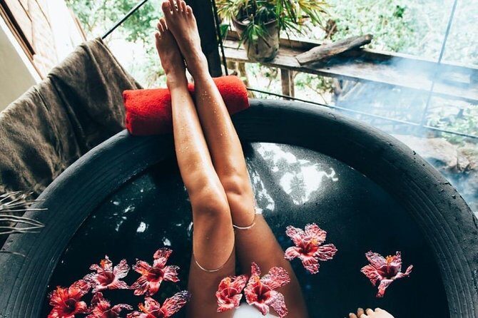 Boracay Island Hopping + Helmet Diving and UFO w/ Premium Lunch - Who Would Enjoy This Tour?