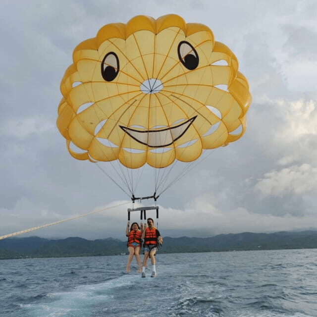 Boracay: Island Hopping with Lunch and Parasailing - What’s Included and What to Know