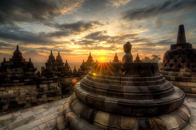 Borobudur Sunrise from setumbu Hill , Merapi Volcano & Prambanan Full Day Tour - Who Is This Tour Best For?