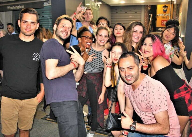 Busan: Pub Crawl with Friends - The Value of the Experience