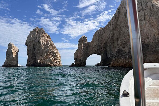 Cabo San Lucas Arc Group Tour in Glass Bottom Boat - An In-Depth Look at the Cabo San Lucas Glass Bottom Boat Tour