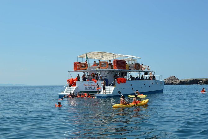 Catamaran Islas Marietas - Snorkel & Open Bar - Who Would Enjoy This Tour?