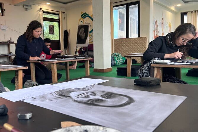 Charcoal Painting Workshop - A Detailed Look at the Charcoal Painting Workshop