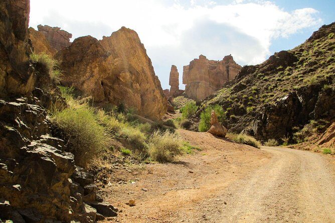 Charyn Canyon - a Place where time stood still... - Who Will Love This Tour?