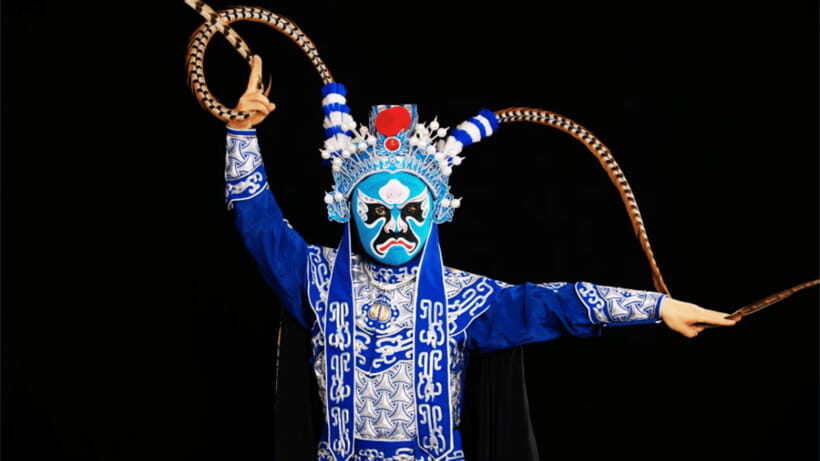 Chengdu: Liyuan Theater Sichuan Opera Face-Changing Show - An In-Depth Look at the Sichuan Opera Face-Changing Show