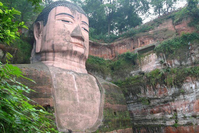 Chengdu Panda Leshan Buddha and Mount Emeishan 2 Days Tour - What’s Included and What to Consider