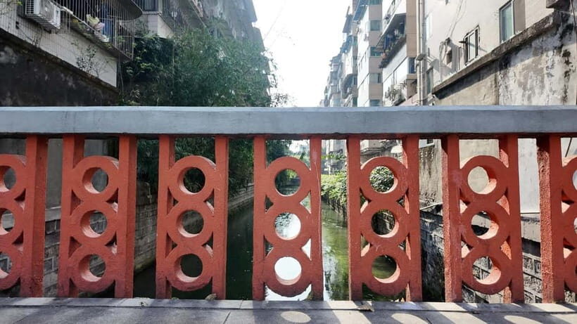 Chengdu: Yulin Block City Walk and Local Market Tour - Chengdu: Yulin Block City Walk and Local Market Tour