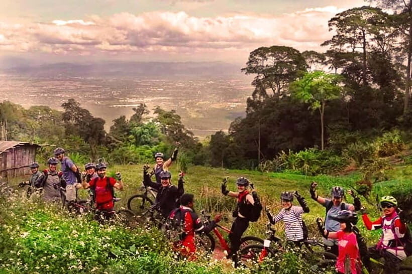 Chiang Mai: 20km Downhill Mountain Biking Challenge Suthep M - FAQ