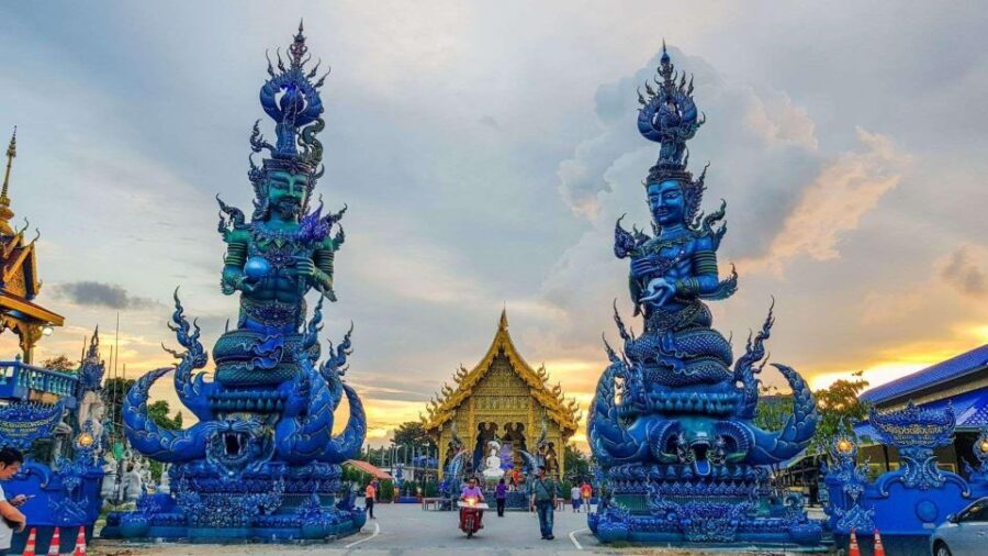Chiang Mai: Chiang Rai Temples & Black House Discovery Tour - An In-Depth Look at the Tour Experience