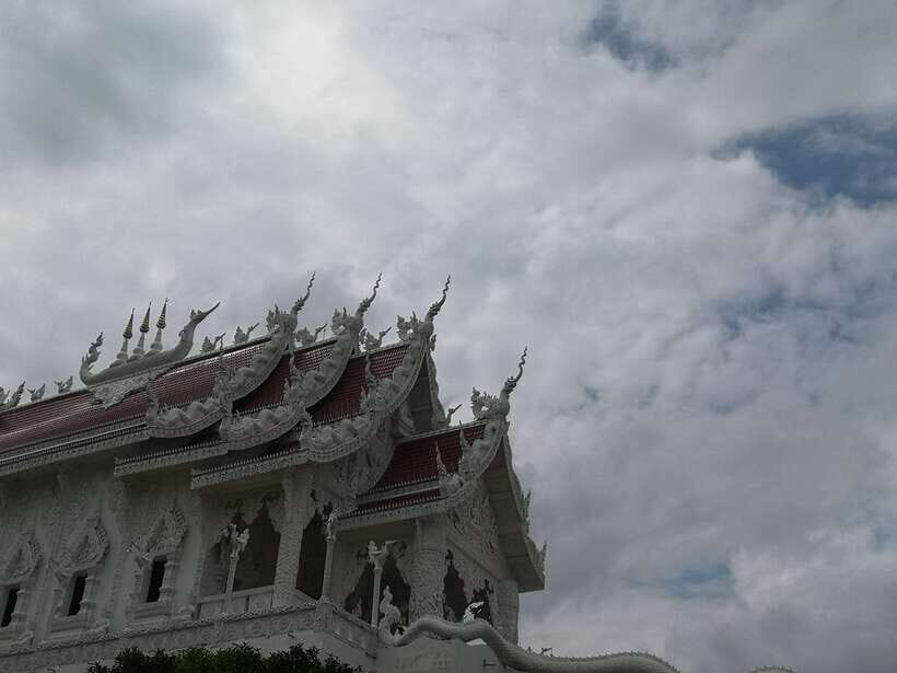 Chiang Mai> Chiang Rai Temples(White/Red/Blue) Day Tour - The Practical Side: What to Expect and How It Shapes Your Experience