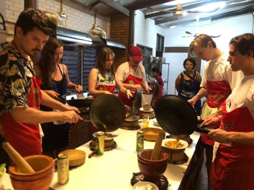 Chiang Mai: Evening Cooking Class and Local Market Visit - A Deep Dive into the Chiang Mai Cooking Experience