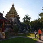 Chiang Mai: Historic Temples and City Guided Walking Tour - The Experience: What to Expect