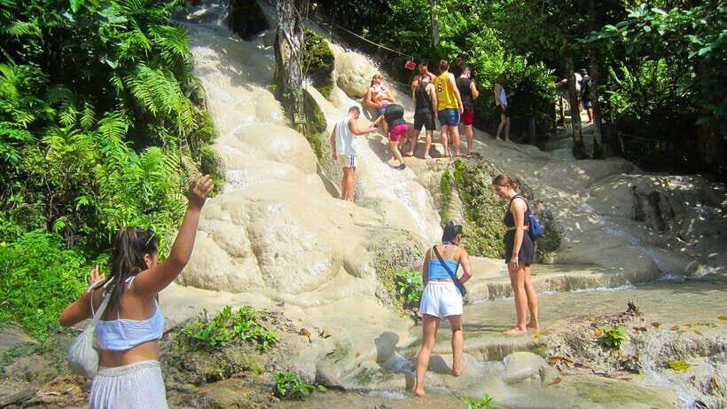 Chiang Mai: Sticky Waterfall, Chet Si Fountain Park Transfer - Practical Considerations