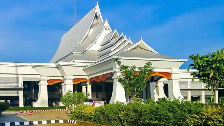 Chiang Rai: 2-Day Transfer to Luang Prabang by Slow Boat - What to Expect at Each Step