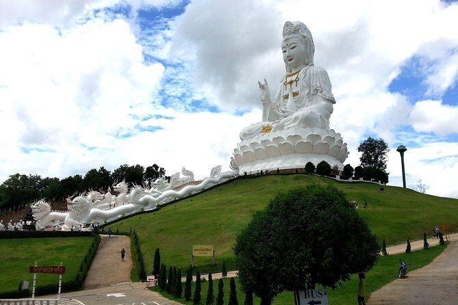 Chiang Rai food & night market walking tour with local host - Frequently Asked Questions