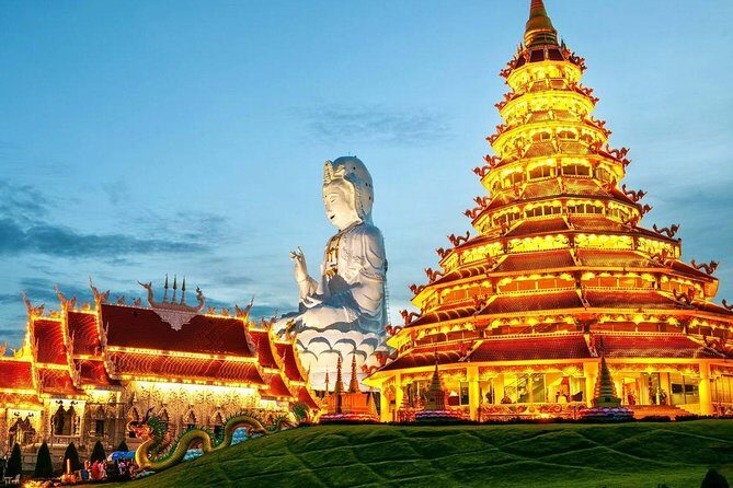 Chiang Rai Food & Night Market Walking Tour with Local Host - The Night Bazaar: A Feast for the Senses