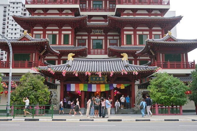 Chinatown Food Tour: Self-Guided Adventure with 6 Local Tastings - Exploring Singapore’s Chinatown Through a New Lens