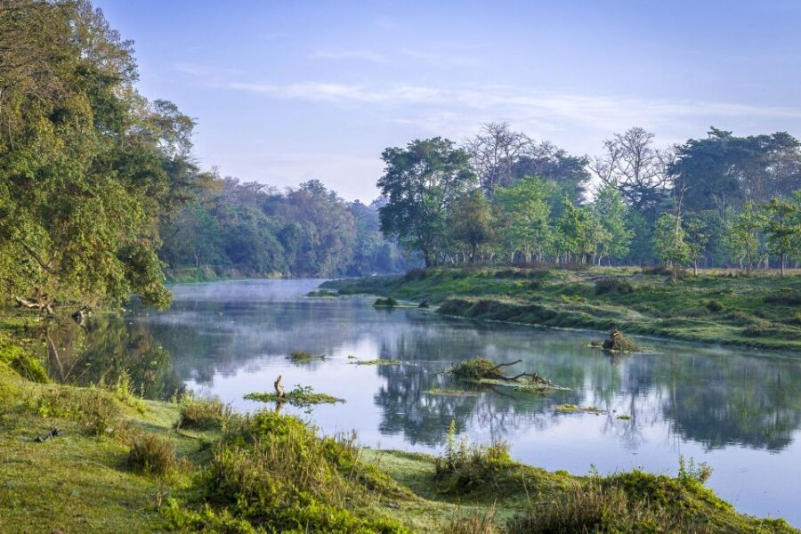 Chitwan Jungle Safari Tour: 3-Day Chitwan National Park Tour