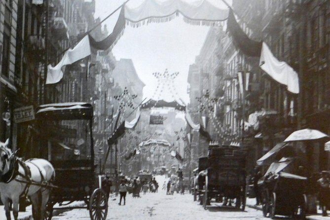 Chocolate Tasting and West / East Village Walking Tour - Exploring the Tour’s Itinerary in Detail