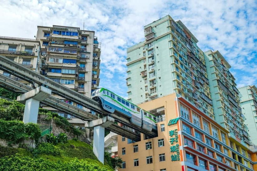 Chongqing ELing Hill 3.5-Hour City Walk - An In-Depth Look at the Chongqing ELing Hill City Walk