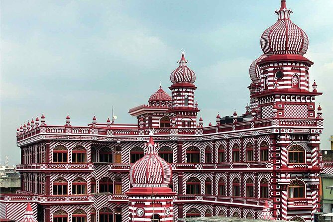 COLOMBO PRIVATE CITY TOUR WITH street food( All inclusive ) - Authenticity and Practical Tips