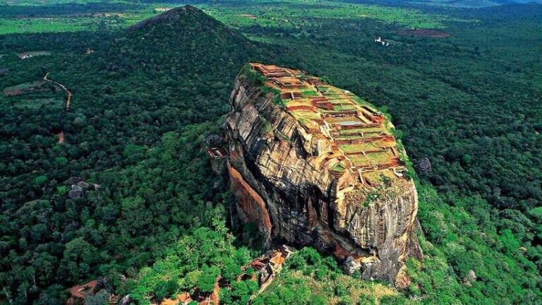 Colombo: Sigiriya Rock, Cave Temple & Village Private Tour - What Does the Tour Include and Exclude?