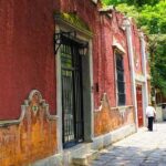 Combo 2 days. Day1: Mexico City Tour & Pyramids. Day2: Xochimilco & Frida Kahlo - Who Will Benefit Most?