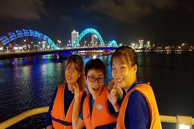 Combo: Bamboo Dragon Cruise/Yatch-Tasty Local Beer & Champa Dance - What to Expect During the Stops