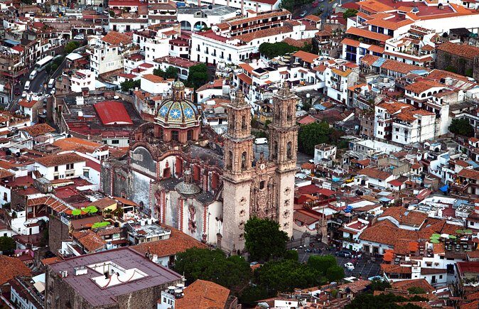 COMBO - Guadalupe Shrine & Teotihuacan Pyramids + Taxco (2 days)