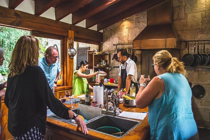 Cook & Dine | Make Authentic Mexican Mole and Salsas in San Miguel de Allende - What Makes This Tour Stand Out?