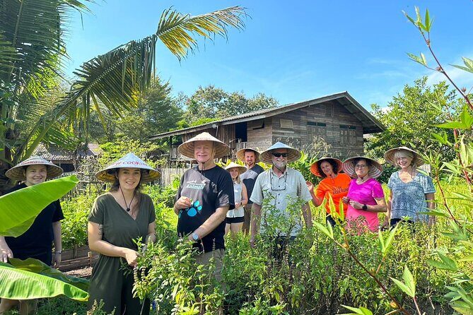 Cooking Class with Organic Farm in Chiang Mai - Who Should Consider This Tour?