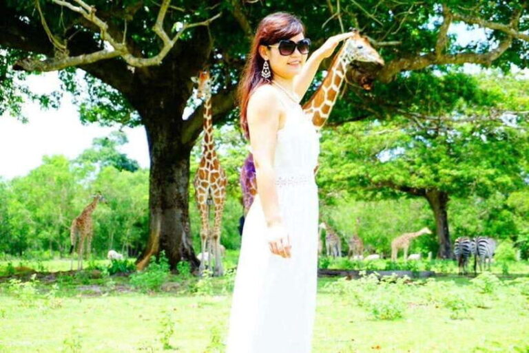 Coron: Calauit Safari Black Island Lunch & Transfer included - Who Should Consider This Tour?