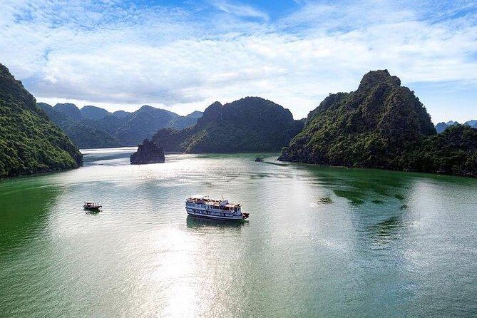 Cozy Bay Cruise: 2-Day Explore Halong Bay With Transfer From Hanoi - What Makes This Tour Stand Out
